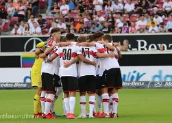 关于斯图加特遭遇失利，状态一泻千里的信息